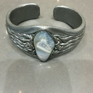 Bracelet leather